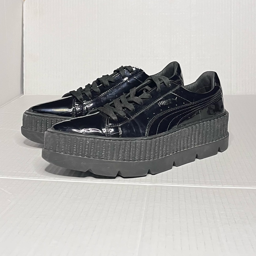 Stylish Women's Black Platform Sneakers - Picture 6 of 13